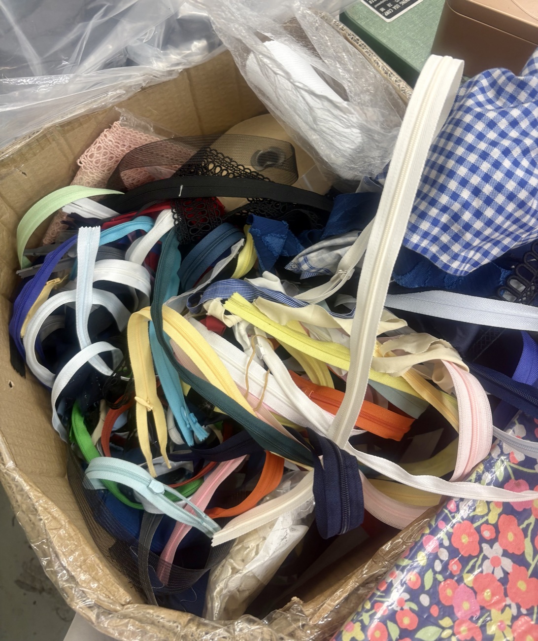 Rescued zippers and trims